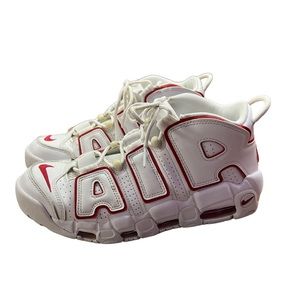 Great condition size 8 1/2 men’s Nike Uptempo